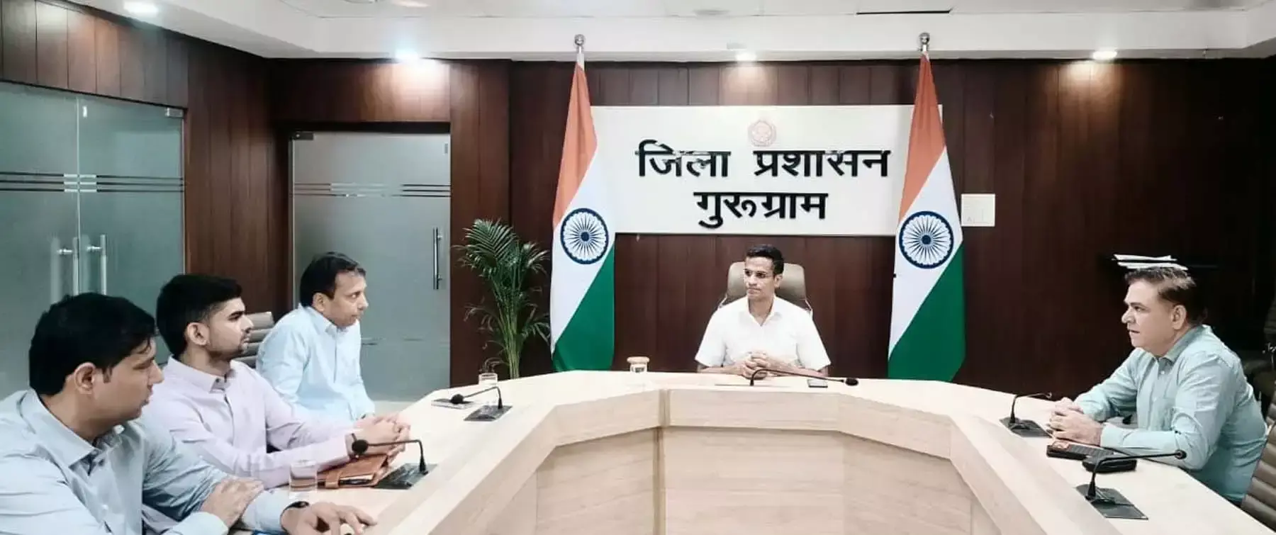 Gurugram: खनिज परिवहन की लगातार निगरानी रखने के निर्देश Gurugram: खनिज परिवहन की लगातार निगरानी रखने के निर्देश