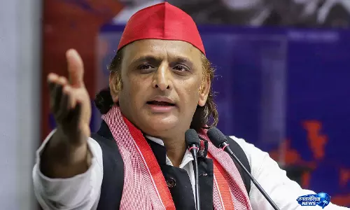 अगले चुनाव में जनता BJP को धो-पटक कर सुखा देगी: अखिलेश यादव ने योगी पर कटाक्ष किया अगले चुनाव में जनता BJP को धो-पटक कर सुखा देगी: अखिलेश यादव ने योगी पर कटाक्ष किया