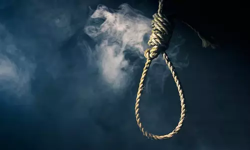 भोपाल में IPS अधिकारी की बेटी की संदिग्ध आत्महत्या, सुसाइड नोट बरामद भोपाल में IPS अधिकारी की बेटी की संदिग्ध आत्महत्या, सुसाइड नोट बरामद