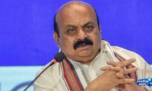 कर्नाटक प्रशासन पर BJP का हमला, बासवराज बोम्मई बोले– OBC CM हटाने से कांग्रेस को नुकसान होगा कर्नाटक प्रशासन पर BJP का हमला, बासवराज बोम्मई बोले– OBC CM हटाने से कांग्रेस को नुकसान होगा