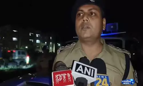Bihar: अररिया रैगिंग मामले में सीनियर छात्रों ने पॉलीटेक्निक के छात्र को लोहे की रॉड से पीटा Bihar: अररिया रैगिंग मामले में सीनियर छात्रों ने पॉलीटेक्निक के छात्र को लोहे की रॉड से पीटा
