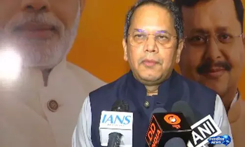 रोचक बातचीत: 12 देशों के राजनयिकों के साथ नितिन नबीन की मुलाक़ात पर BJP के विजय चौथाईवाले रोचक बातचीत: 12 देशों के राजनयिकों के साथ नितिन नबीन की मुलाक़ात पर BJP के विजय चौथाईवाले