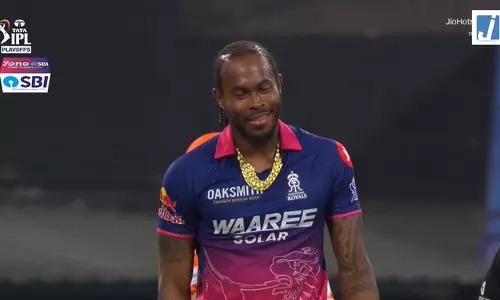 Eliminator IPL 2026: 243 रन के लक्ष्य का पीछा करते हुए SRH को पहले ही ओवर में झटका