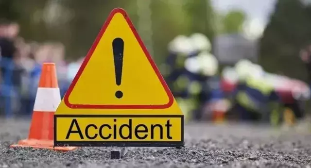 Bihar : तेज रफ्तार कार की चपेट में आने से 4 वर्षीय मासूम की मौत Bihar : तेज रफ्तार कार की चपेट में आने से 4 वर्षीय मासूम की मौत