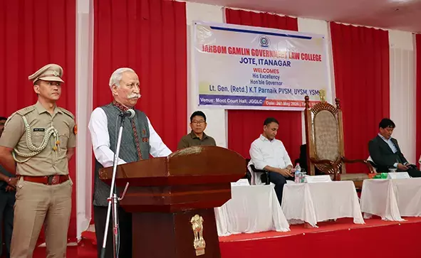 राज्यपाल ने JGGLC से कानूनी स्कॉलरशिप के हब के रूप में उभरने का आग्रह किया राज्यपाल ने JGGLC से कानूनी स्कॉलरशिप के हब के रूप में उभरने का आग्रह किया