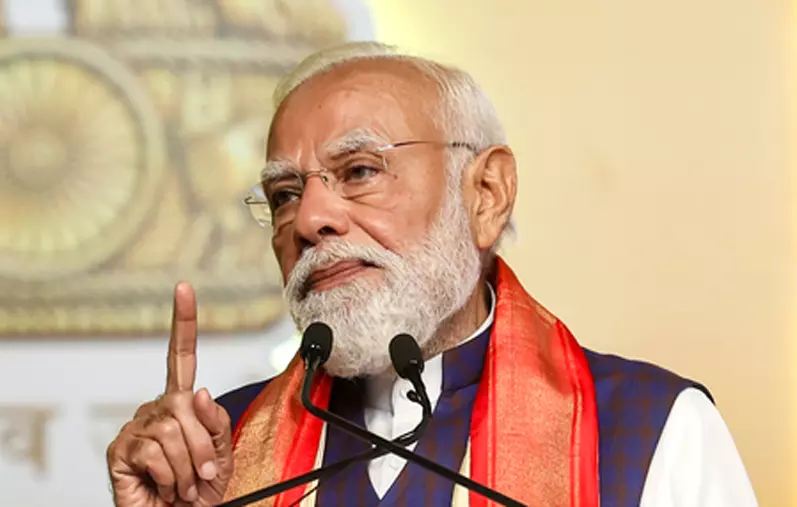 बढ़ती गर्मी के बीच पीएम मोदी ने देशवासियों से की ये अपील बढ़ती गर्मी के बीच पीएम मोदी ने देशवासियों से की ये अपील