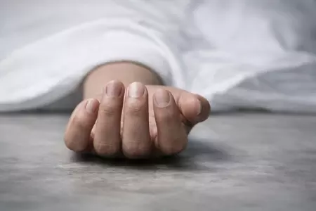 हजारीबाग: महुआ शराब बनाने के दौरान जहरीली गैस से एक ही परिवार के तीन लोगों की मौत हजारीबाग: महुआ शराब बनाने के दौरान जहरीली गैस से एक ही परिवार के तीन लोगों की मौत