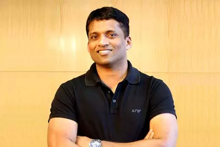 सिंगापुर कोर्ट की ओर से 6 महीने जेल की सजा सुनाए जाने के बाद बायजू रवींद्रन ने दी सफाई सिंगापुर कोर्ट की ओर से 6 महीने जेल की सजा सुनाए जाने के बाद बायजू रवींद्रन ने दी सफाई