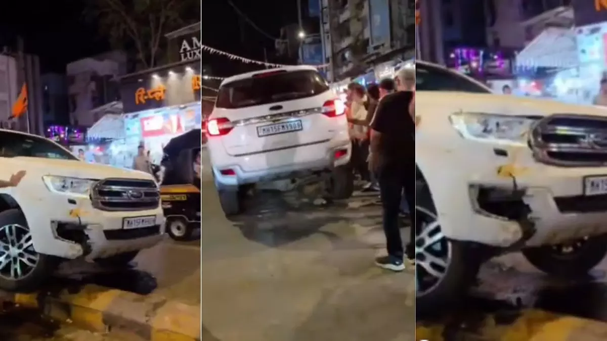 Mumbai : अंधेरी के लोखंडवाला मार्केट में तेज रफ्तार कार डिवाइडर पर चढ़ी Mumbai : अंधेरी के लोखंडवाला मार्केट में तेज रफ्तार कार डिवाइडर पर चढ़ी