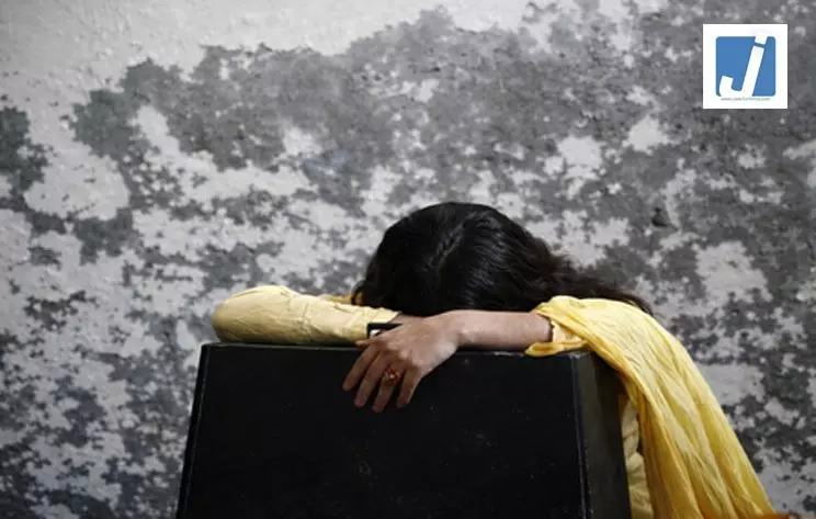 नाबालिग को बंधक बनाकर किया दुष्कर्म, स्वास्थ्य विभाग का सरकारी कर्मचारी निकला आरोपी नाबालिग को बंधक बनाकर किया दुष्कर्म, स्वास्थ्य विभाग का सरकारी कर्मचारी निकला आरोपी