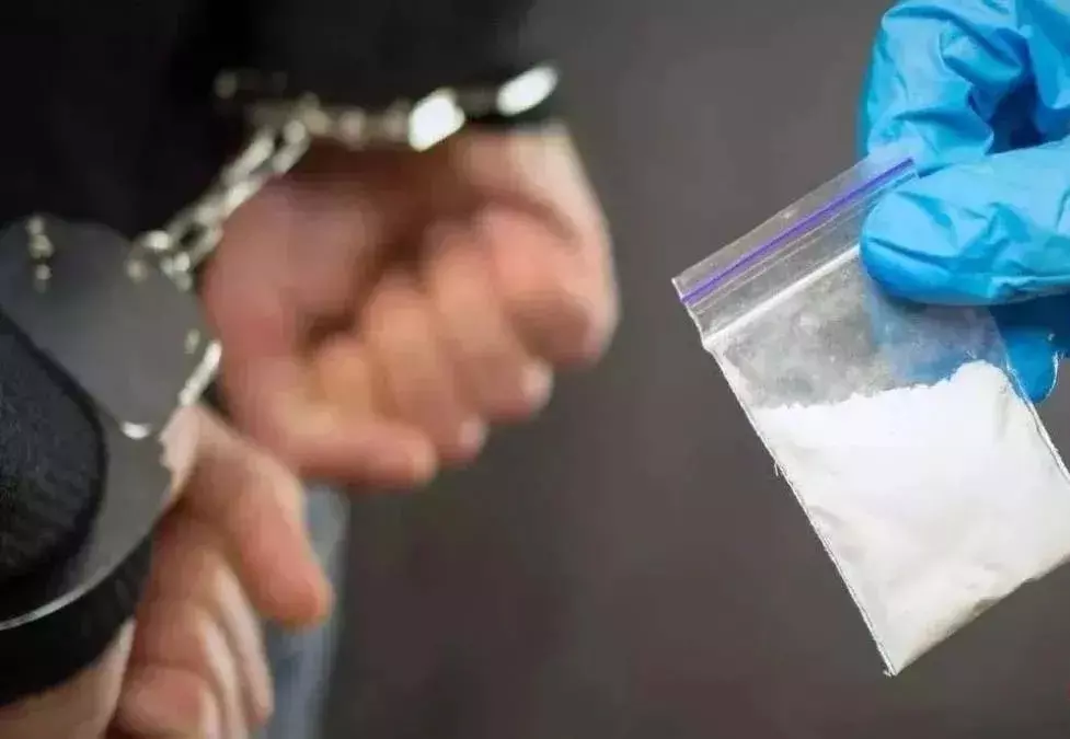 Reasi: रियासी में नशे के कारोबार पर पुलिस का शिकंजा Reasi: रियासी में नशे के कारोबार पर पुलिस का शिकंजा