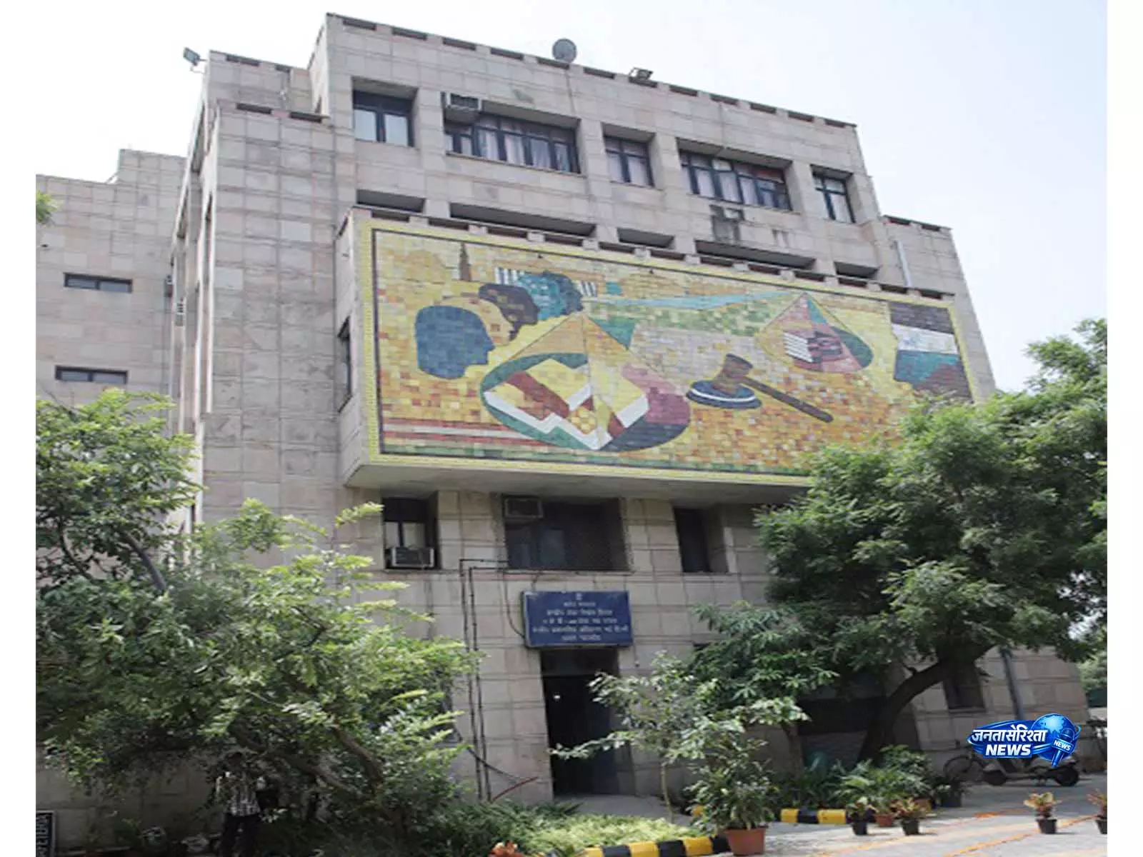 CAT ने दिल्ली DGHS डॉ. वत्सला अग्रवाल के तबादले पर रोक लगाई, GNCTD से जवाब मांगा CAT ने दिल्ली DGHS डॉ. वत्सला अग्रवाल के तबादले पर रोक लगाई, GNCTD से जवाब मांगा