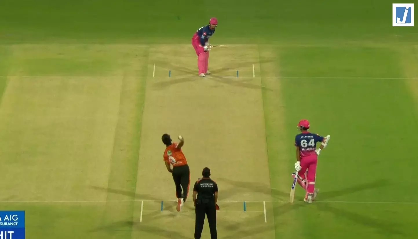Eliminator IPL 2026 : राजस्थान रॉयल्स को पांचवां झटका, 214 रन पर आउट हुए दासुन शनाका Eliminator IPL 2026 : राजस्थान रॉयल्स को पांचवां झटका, 214 रन पर आउट हुए दासुन शनाका