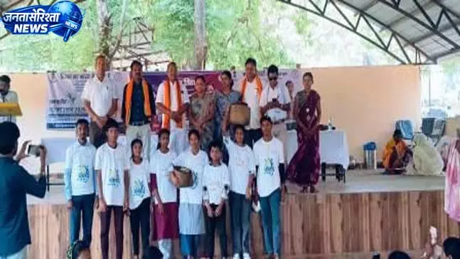 विशेष स्वच्छता अभियान के तहत दंतेवाड़ा में जन जागरूकता अभियान तेज विशेष स्वच्छता अभियान के तहत दंतेवाड़ा में जन जागरूकता अभियान तेज