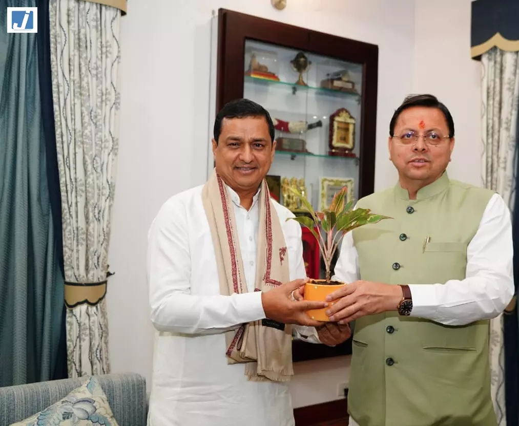 उत्तराखंड में BJP नेताओं की अहम बैठक, चुनाव से पहले एकजुटता का संदेश उत्तराखंड में BJP नेताओं की अहम बैठक, चुनाव से पहले एकजुटता का संदेश