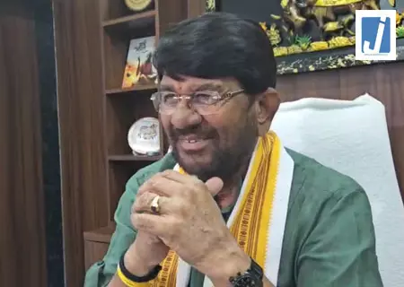 मध्य प्रदेश में स्वावलंबी गौशाला में 5 हजार गौवंश की बाध्यता: लखन पटेल मध्य प्रदेश में स्वावलंबी गौशाला में 5 हजार गौवंश की बाध्यता: लखन पटेल