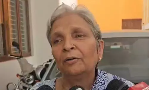 ट्विशा शर्मा केस : पूर्व जज गिरिबाला सिंह को हिरासत में ले सकती है CBI ट्विशा शर्मा केस : पूर्व जज गिरिबाला सिंह को हिरासत में ले सकती है CBI