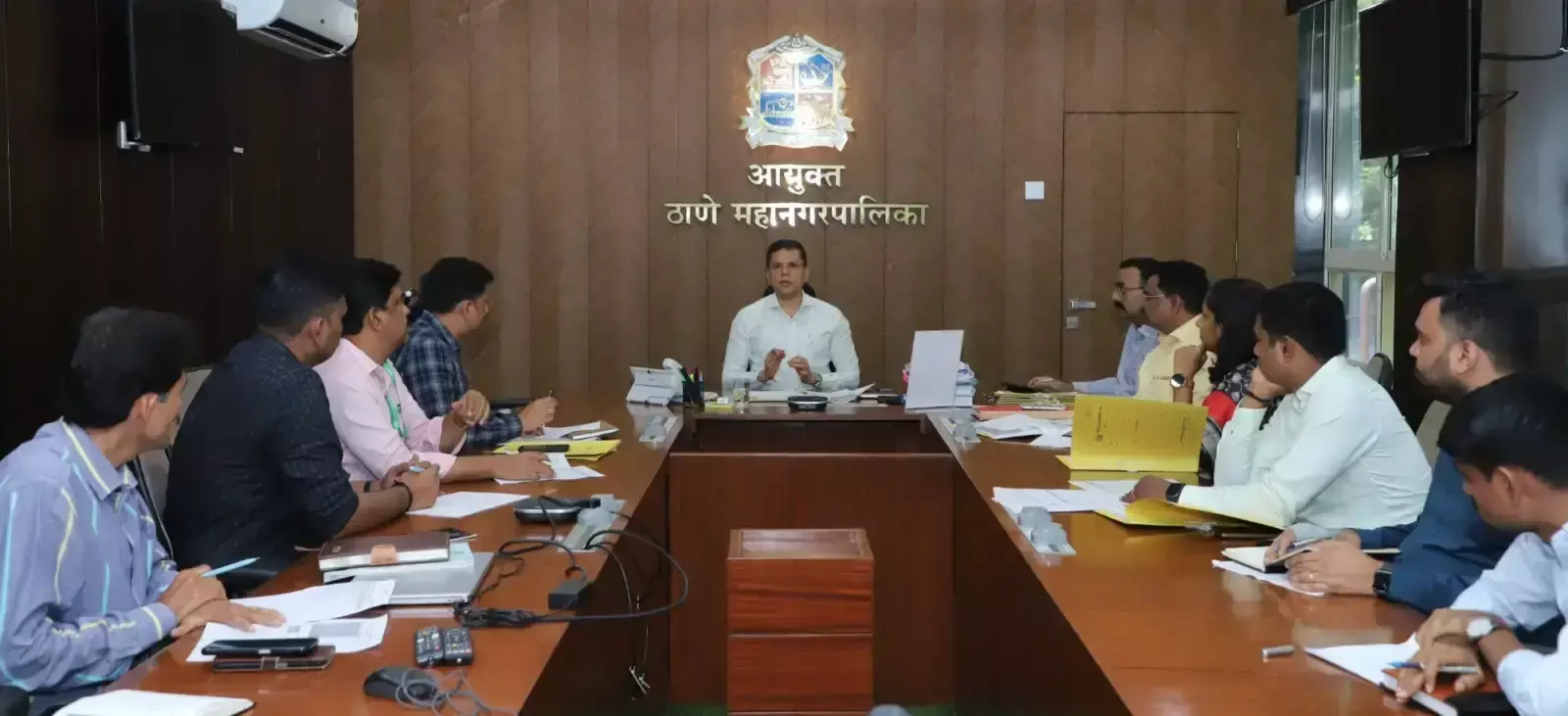 Mumbai: आयुक्त राव ने दिए निर्देश, ठाणे में नालों की सफाई 5 जून तक हो पूरी Mumbai: आयुक्त राव ने दिए निर्देश, ठाणे में नालों की सफाई 5 जून तक हो पूरी