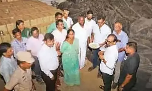 Minister ने मॉडर्न राइस मिल का निरीक्षण किया, उत्पादन बढ़ाने पर हुई चर्चा Minister ने मॉडर्न राइस मिल का निरीक्षण किया, उत्पादन बढ़ाने पर हुई चर्चा