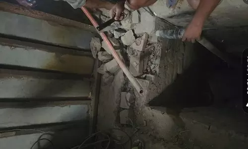 Gurugram: प्रशासन ने शिव आश्रम परिसर में अवैध बोरवेल बंद कराया