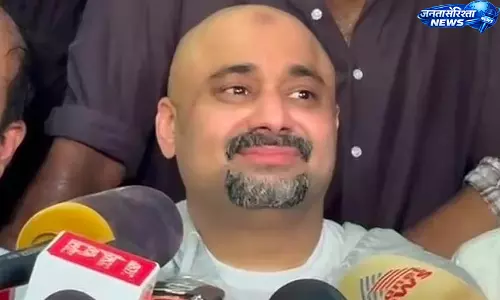Kerala : सऊदी जेल से रिहा होकर 19 साल बाद घर लौटा अब्दुल रहीम Kerala : सऊदी जेल से रिहा होकर 19 साल बाद घर लौटा अब्दुल रहीम