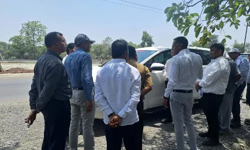 लोक निर्माण विभाग के सचिव ने सड़कों का काम देखा