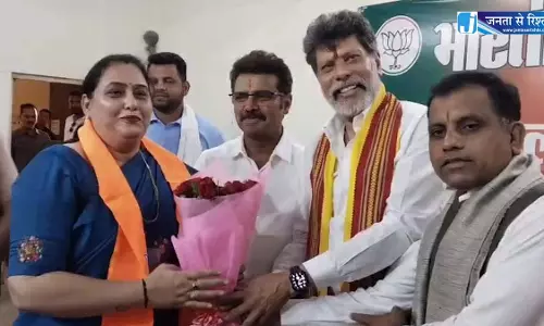 कांग्रेस नेत्री बीजेपी में शामिल, दीपक बैज की पार्टी को बड़ा झटका