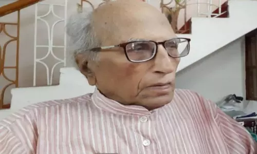 मशहूर शायर बशीर बद्र का 91 वर्ष की उम्र में निधन, भोपाल में ली अंतिम सांस मशहूर शायर बशीर बद्र का 91 वर्ष की उम्र में निधन, भोपाल में ली अंतिम सांस