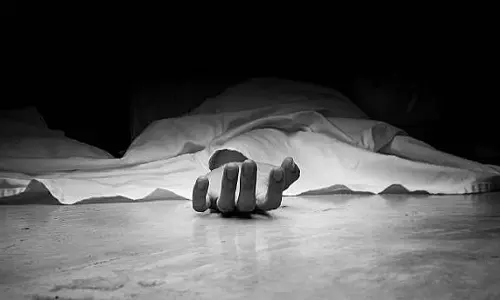 Ajmer : पूर्व सरपंच सहित चार लोग गाड़ी में जिंदा जलाए गए Ajmer : पूर्व सरपंच सहित चार लोग गाड़ी में जिंदा जलाए गए