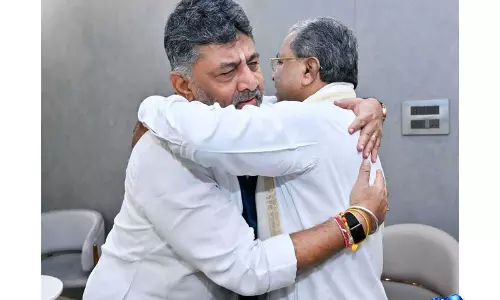 एकता ही हमारी ताकत है!: नेतृत्व में आसन्न बदलाव के बीच Karnataka कांग्रेस ने साझा किया भावुक पोस्ट एकता ही हमारी ताकत है!: नेतृत्व में आसन्न बदलाव के बीच Karnataka कांग्रेस ने साझा किया भावुक पोस्ट