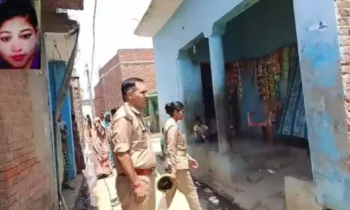 श्मशान घाट से मृतका के पिता और भाई अरेस्ट, शव लेकर चली गई पुलिस श्मशान घाट से मृतका के पिता और भाई अरेस्ट, शव लेकर चली गई पुलिस