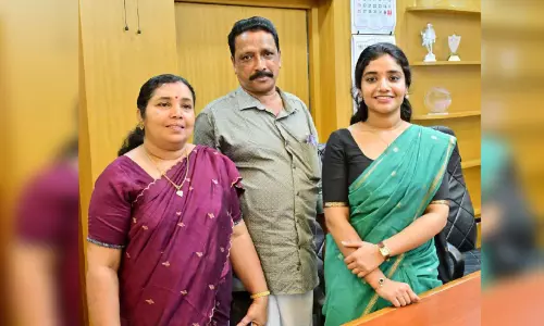 Kerala : कन्नूर की असिस्टेंट कलेक्टर स्वाति की सफलता बनी प्रेरणा Kerala : कन्नूर की असिस्टेंट कलेक्टर स्वाति की सफलता बनी प्रेरणा