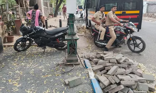 Pune : गुलटेकडी–सैलिसबरी पार्क रोड पर खुले इलेक्ट्रिकल बॉक्स से खतरा