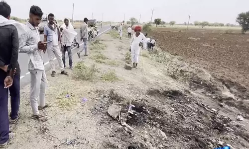Ajmer में जली हुई कार में चार लोग मृत पाए गए, एक पूर्व सरपंच भी शामिल, पुलिस जांच जारी Ajmer में जली हुई कार में चार लोग मृत पाए गए, एक पूर्व सरपंच भी शामिल, पुलिस जांच जारी