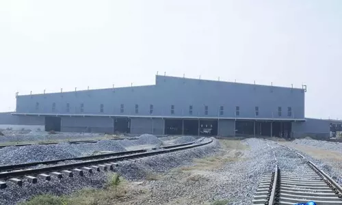 काजीपेट रेल निर्माण यूनिट पूरी होने के करीब, जल्द शुरू होगा इंटरसिटी ट्रेनों का उत्पादन: Ashwini Vaishnaw काजीपेट रेल निर्माण यूनिट पूरी होने के करीब, जल्द शुरू होगा इंटरसिटी ट्रेनों का उत्पादन: Ashwini Vaishnaw