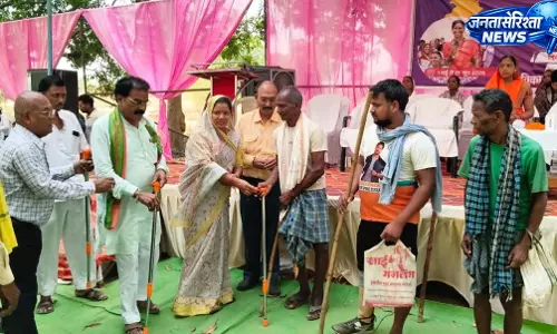 जिला प्रशासन की पहल से सुशासन तिहार शिविरों में मिल रहा योजनाओं का सीधा लाभ