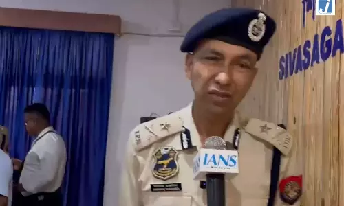 असम के शिवसागर में रंगदारी गिरोह पर पुलिस की बड़ी कार्रवाई, चार गिरफ्तार असम के शिवसागर में रंगदारी गिरोह पर पुलिस की बड़ी कार्रवाई, चार गिरफ्तार