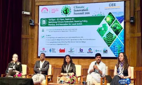 IIM बेंगलुरु में संतोष कुमार ने नागरिक आधारित ‘क्लाइमेट फेडरलिज्म’ की वकालत की IIM बेंगलुरु में संतोष कुमार ने नागरिक आधारित ‘क्लाइमेट फेडरलिज्म’ की वकालत की