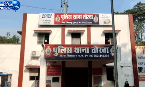 शराब दुकान के पीछे सूखी नहर में मिली युवक की लाश, जांच जारी