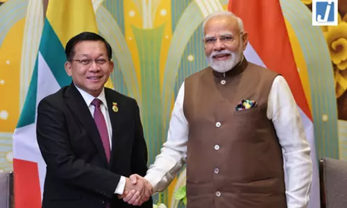 म्यांमार के राष्ट्रपति यू मिन आंग ह्लाइंग पांच दिवसीय दौरे पर पहुंचेंगे भारत म्यांमार के राष्ट्रपति यू मिन आंग ह्लाइंग पांच दिवसीय दौरे पर पहुंचेंगे भारत