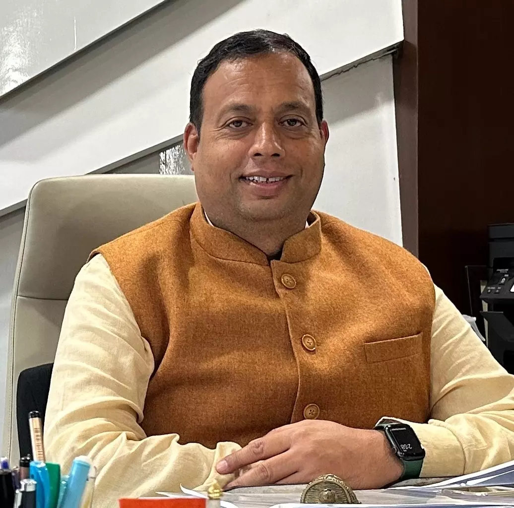 Dehradun: वीआईपी आवास व भोजन बिल भुगतान प्रकरण की जांच शुरू, बीकेटीसी ने बनाई कमेटी Dehradun: वीआईपी आवास व भोजन बिल भुगतान प्रकरण की जांच शुरू, बीकेटीसी ने बनाई कमेटी