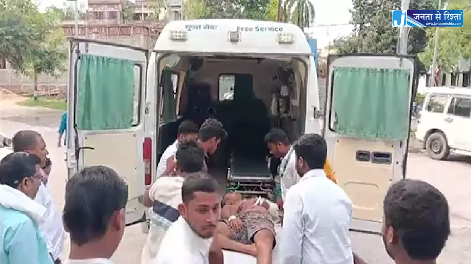 वकील के बेटे को नशेड़ी ने मारी गोली, स्मैक पीने का विरोध करना भारी पड़ा वकील के बेटे को नशेड़ी ने मारी गोली, स्मैक पीने का विरोध करना भारी पड़ा