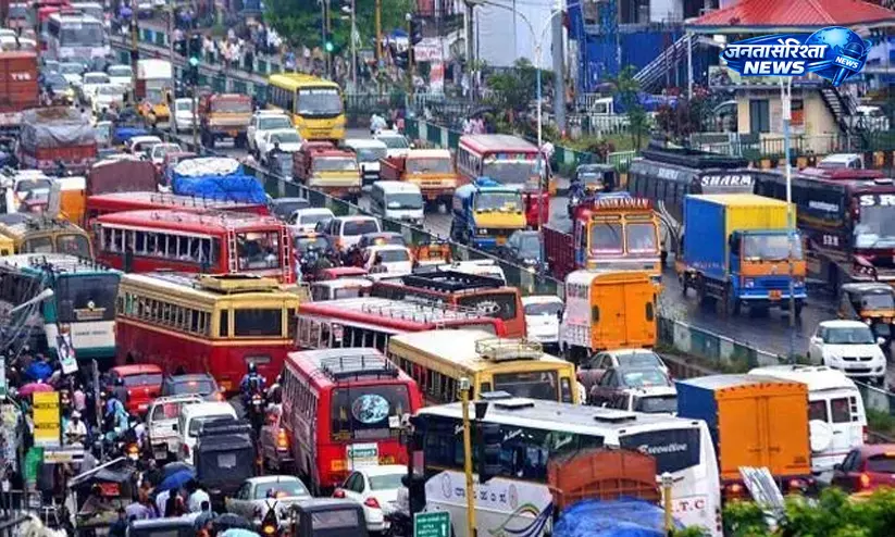 Kerala : राजधानी में तनाव जारी, पुलिस और विरोधी संगठनों के बीच झड़पों से हालात बिगड़े Kerala : राजधानी में तनाव जारी, पुलिस और विरोधी संगठनों के बीच झड़पों से हालात बिगड़े