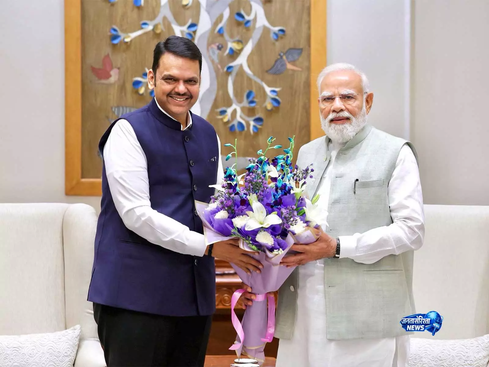 महाराष्ट्र के CM फडणवीस ने PM मोदी से मुलाक़ात की; परियोजनाओं और बुनियादी ढांचे पर चर्चा की महाराष्ट्र के CM फडणवीस ने PM मोदी से मुलाक़ात की; परियोजनाओं और बुनियादी ढांचे पर चर्चा की