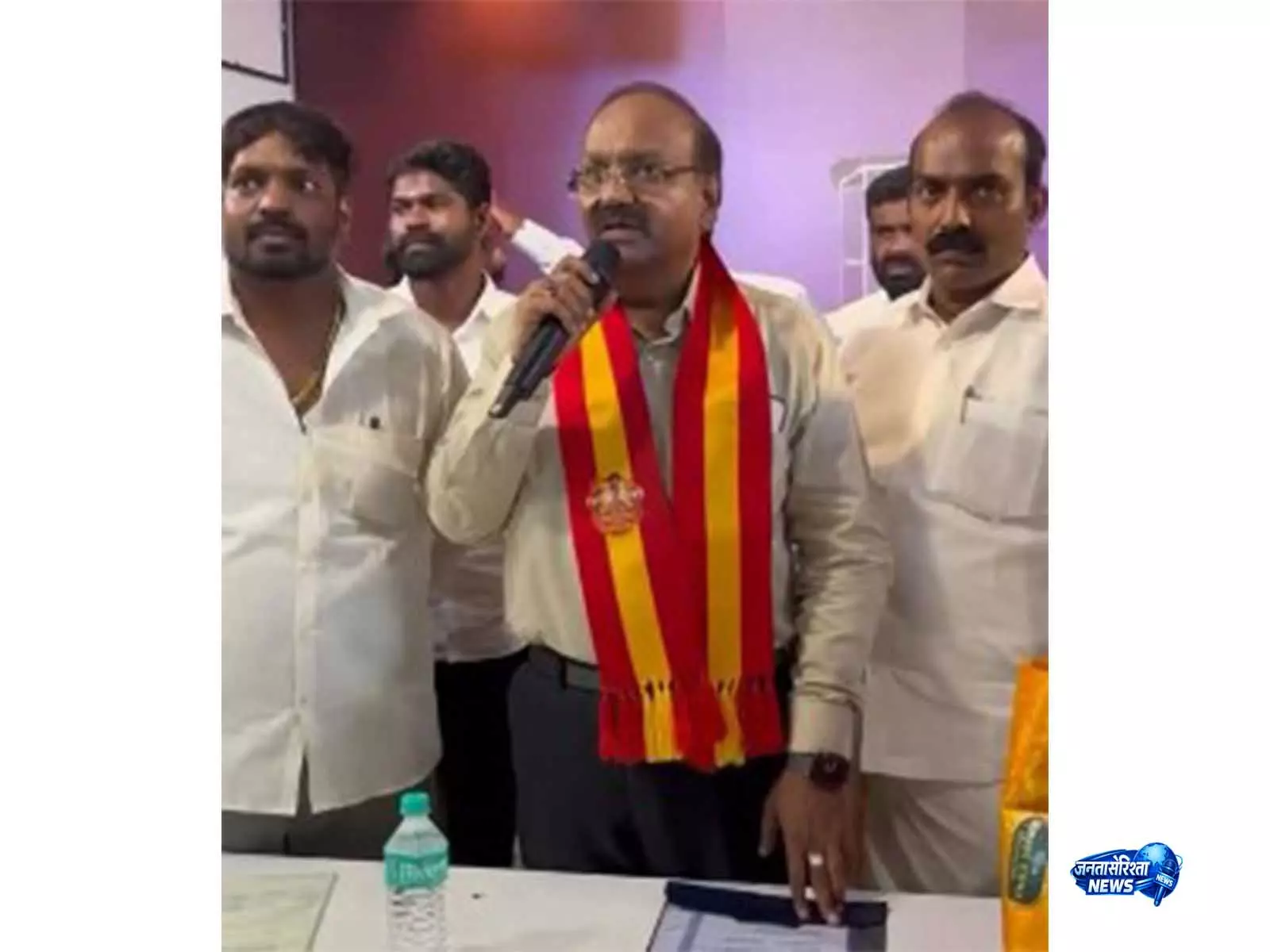 अवडी के MLA रमेश कुमार ने तमिलनाडु के स्थानीय निकाय चुनावों में पार्टी की जीत को लेकर विश्वास जताया अवडी के MLA रमेश कुमार ने तमिलनाडु के स्थानीय निकाय चुनावों में पार्टी की जीत को लेकर विश्वास जताया