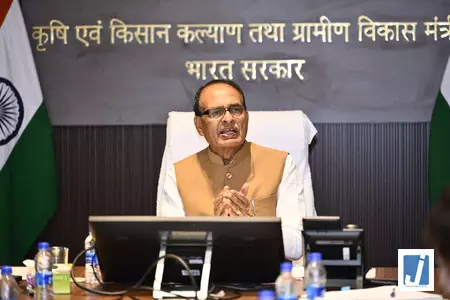 केंद्र सरकार ने पीएमएवाई-जी योजना के तहत 12 राज्यों को 10,021 करोड़ रुपए जारी किए केंद्र सरकार ने पीएमएवाई-जी योजना के तहत 12 राज्यों को 10,021 करोड़ रुपए जारी किए