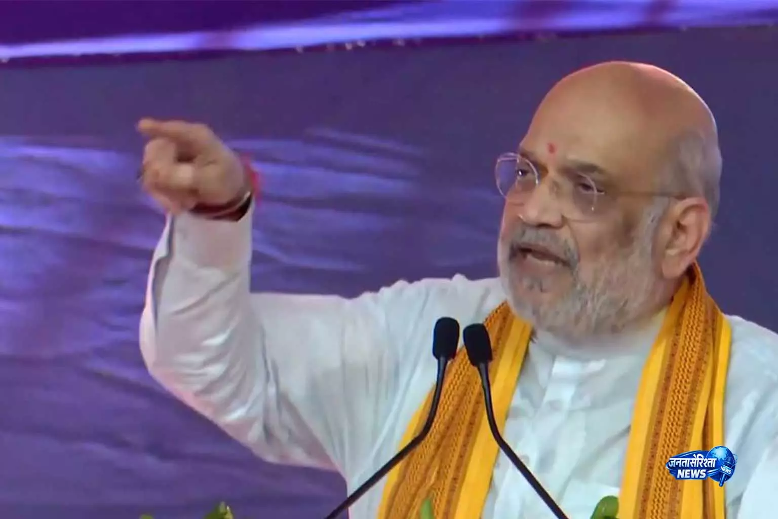 Amit Shah का बयान- घुसपैठियों को लौटना होगा, स्वेच्छा से वापसी पर कानूनी कार्रवाई नहीं Amit Shah का बयान- घुसपैठियों को लौटना होगा, स्वेच्छा से वापसी पर कानूनी कार्रवाई नहीं