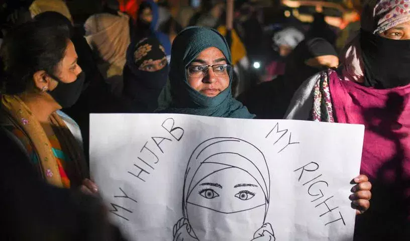 हिजाब, सम्मान और चुनने का अधिकार हिजाब, सम्मान और चुनने का अधिकार