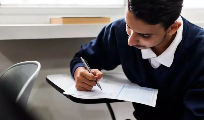नीट-यूजी 2026 — प्रवेश परीक्षा प्रणाली में आमूलचूल परिवर्तन नीट-यूजी 2026 — प्रवेश परीक्षा प्रणाली में आमूलचूल परिवर्तन