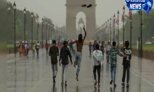 IMD ने दिल्ली-NCR के लिए ऑरेंज अलर्ट जारी, वीकेंड तक बारिश और आंधी-तूफान जारी रहने की संभावना